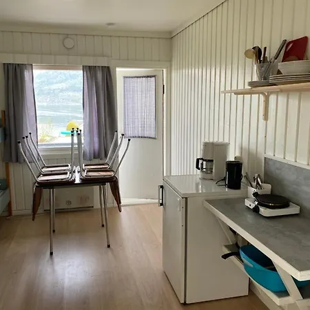 Solvang Ferietun Holiday park Vangsnes